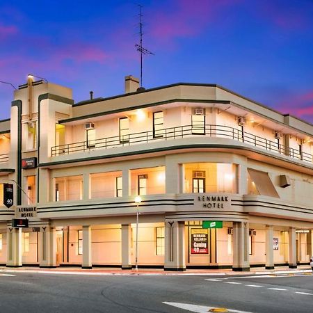 Hotel Renmark Kültér fotó