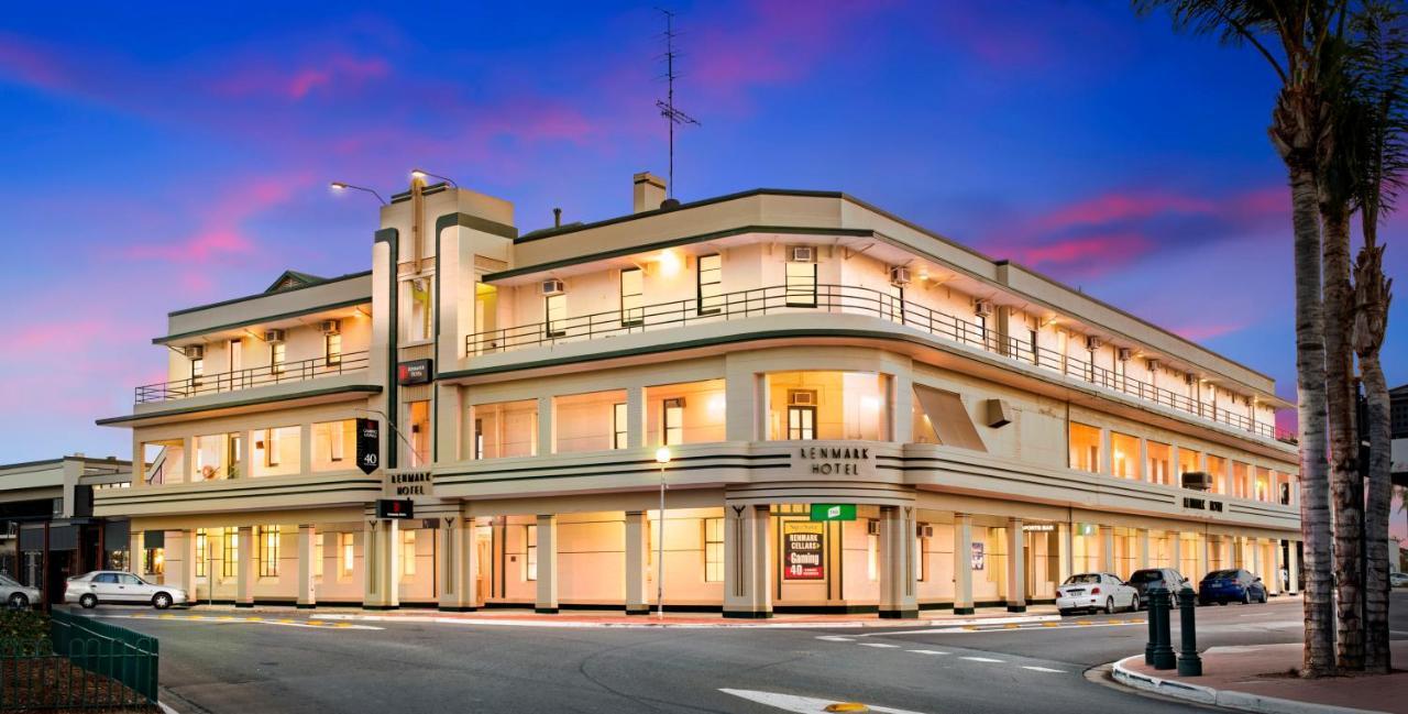 Hotel Renmark Kültér fotó